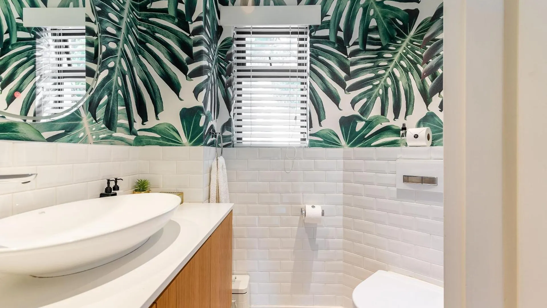 Camps Bay Nest - Townhouse With Ocean Views Villa Cape Town